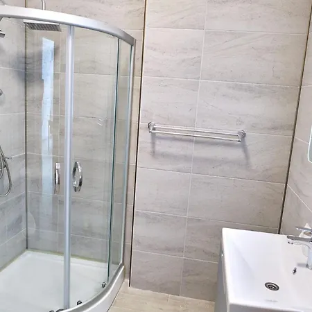 Апартаменты Alezzi Seaside 1