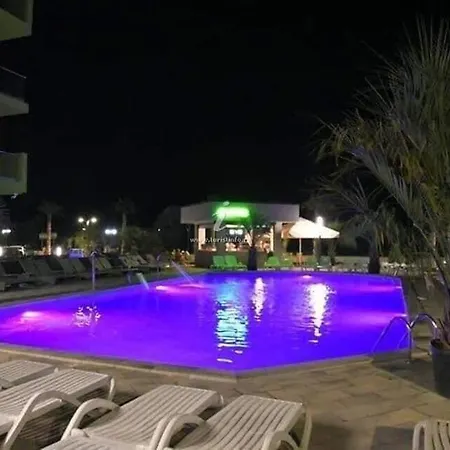 Апартаменты Alezzi Seaside 1 *