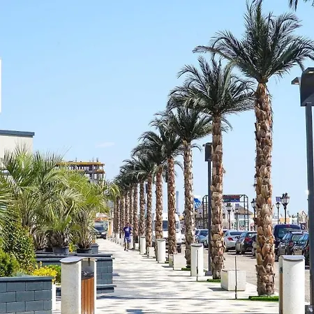 Апартаменты Alezzi Seaside 1 Нэводари