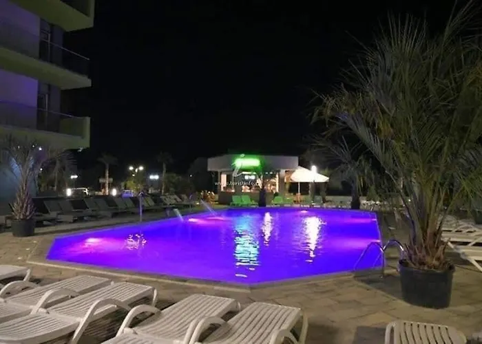 Appartement Alezzi Seaside 1 *